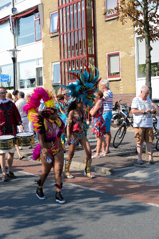 ../Images/Zomercarnaval Noordwijkerhout 102.jpg